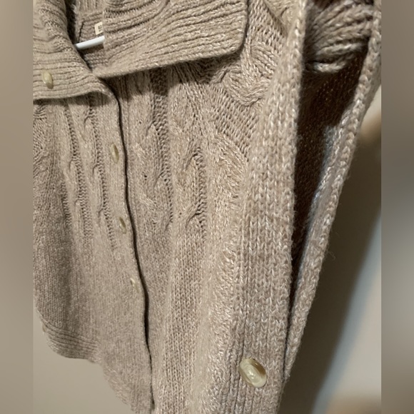 Old Navy Wool Poncho Sweater, size M - Picture 6 of 8